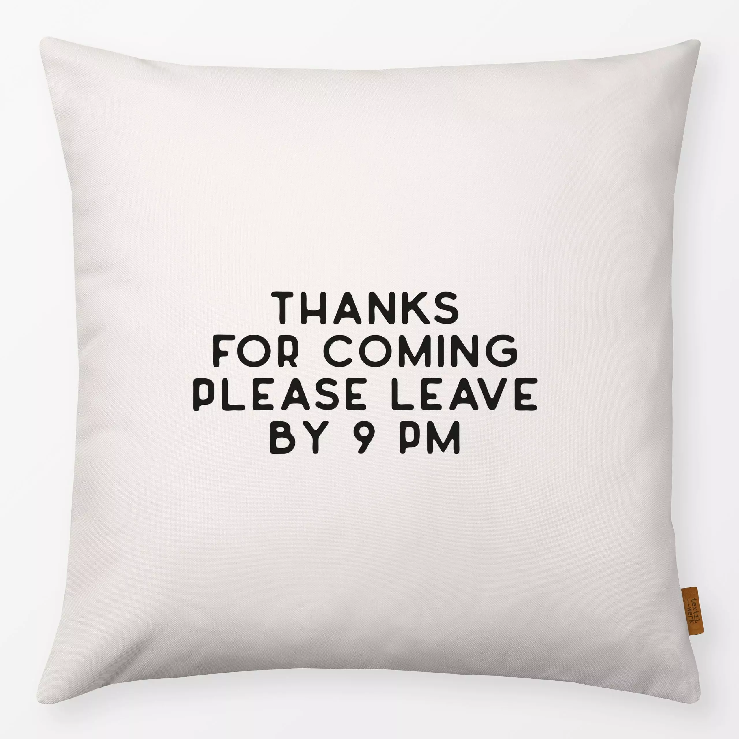 Kissen By 9 Black - Sprüche & Schriftzüge - von „Kruth Design“; Lustig, spruch, witzig, Spruchkissen, freundin, kruthdesign,...