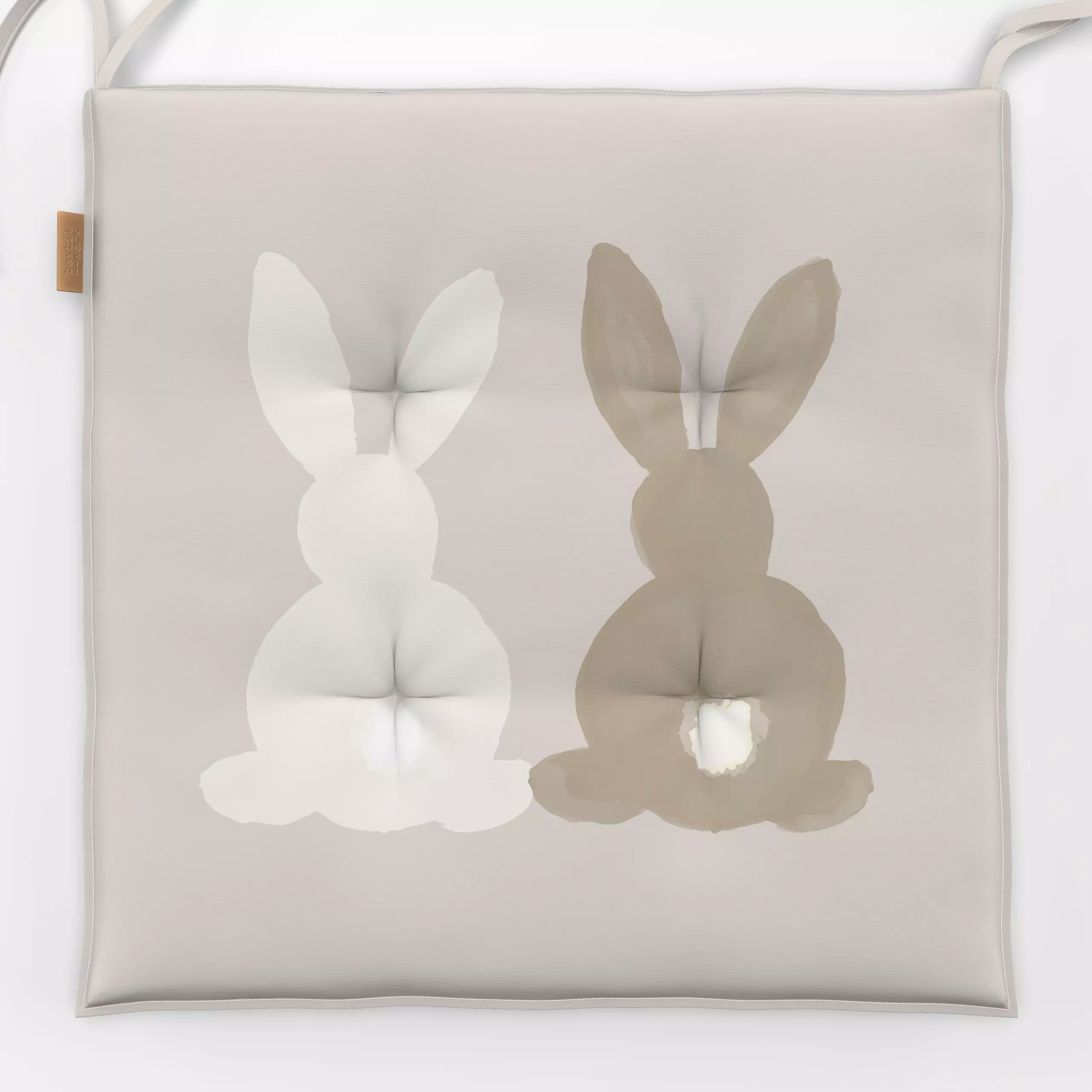 Sitzkissen Zwei Hasen Auf Beige - Frühling, Tiere - von „Alisa Knöß"; beige, Kinderzimmer, Liebe, gedeckt, hasen, Osterdekor...
