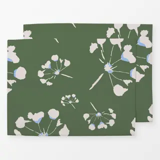 Tischset Blüten auf Olive