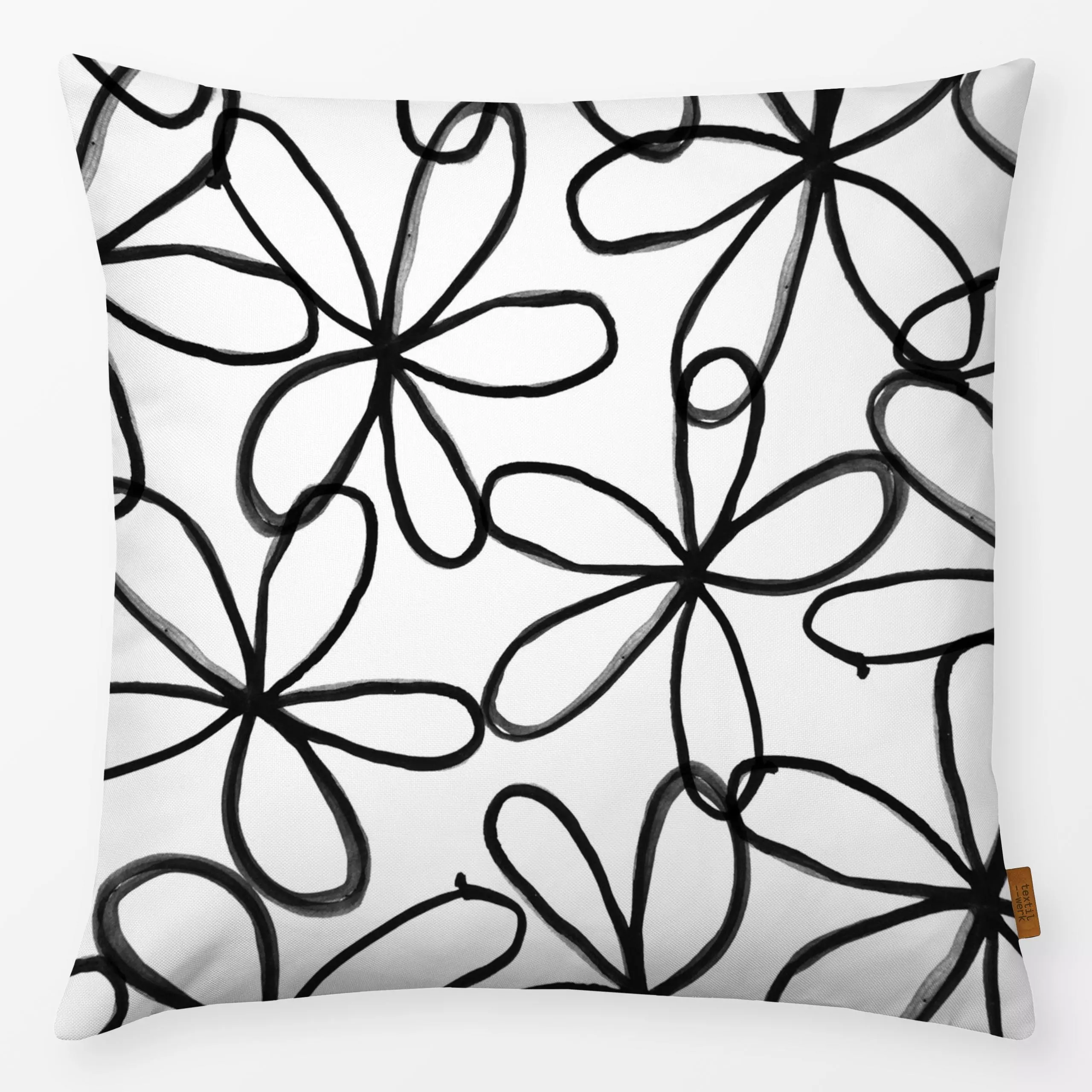 Kissen Blumenwiese im Frühling 2 - Blumen & Florales - von „Uta Naumann“; Natur, skandinavisch, Blumen, Retro, Blüten, Hygge...