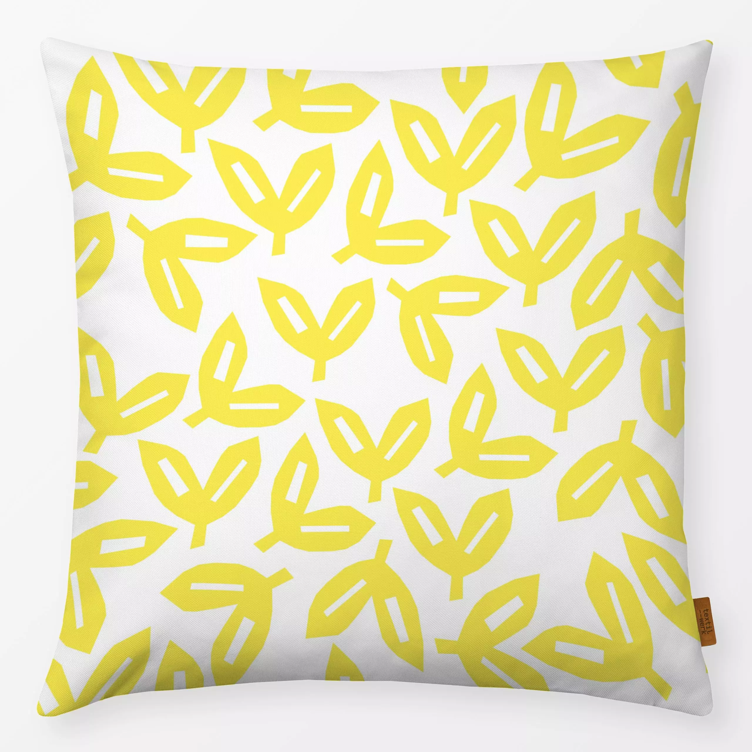 Kissen Autumn Leaves Yellow - Blumen & Florales, Symbole & Muster - von „Lisa Jasmin Bauer"; Muster, abstrakt, Blätter, Herb...