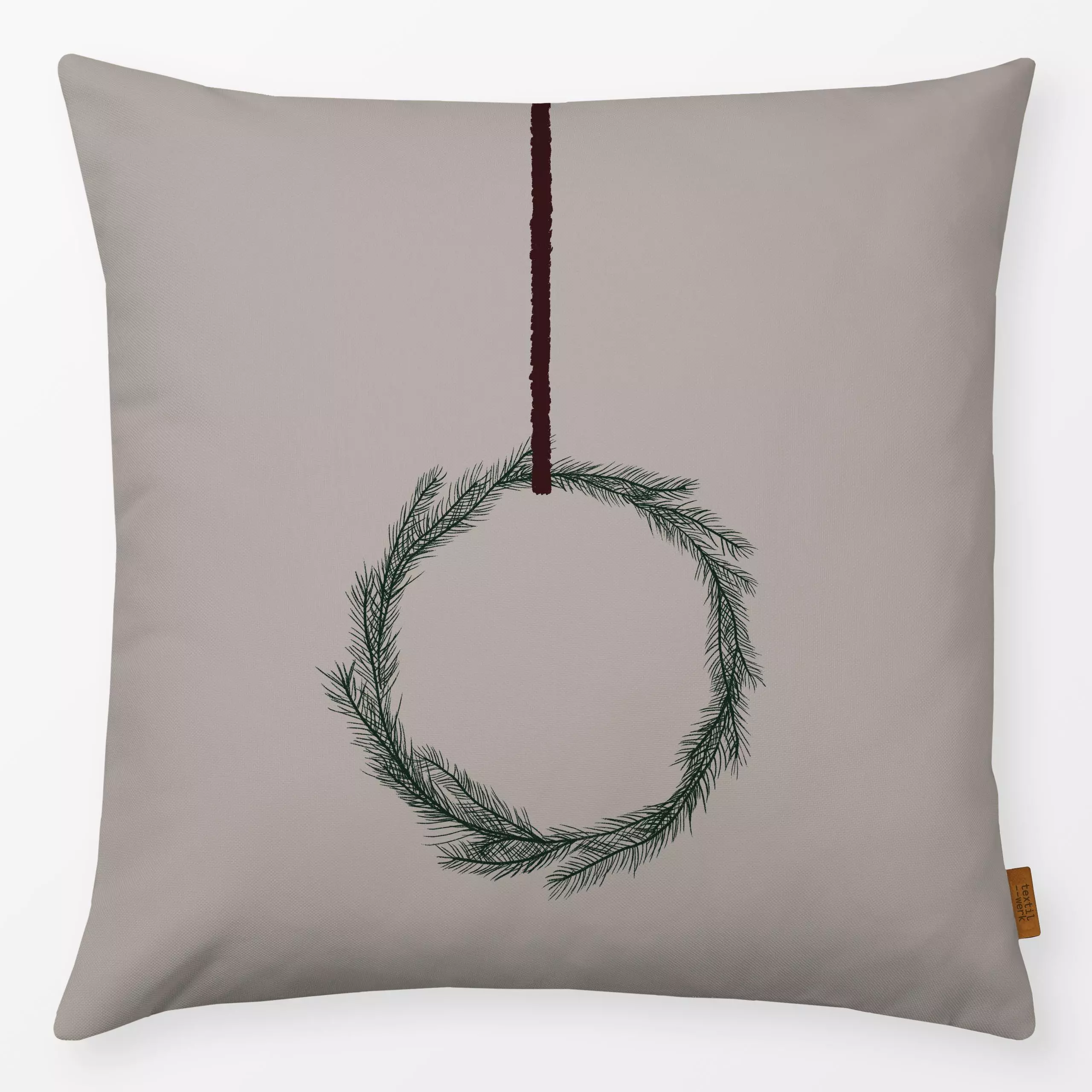 Kissen Krans Mørk - Weihnachten, Winter - von „textilwerk x hejmelig"; Weihnachten, beige, kranz, weihnachtskranz, hejmelig