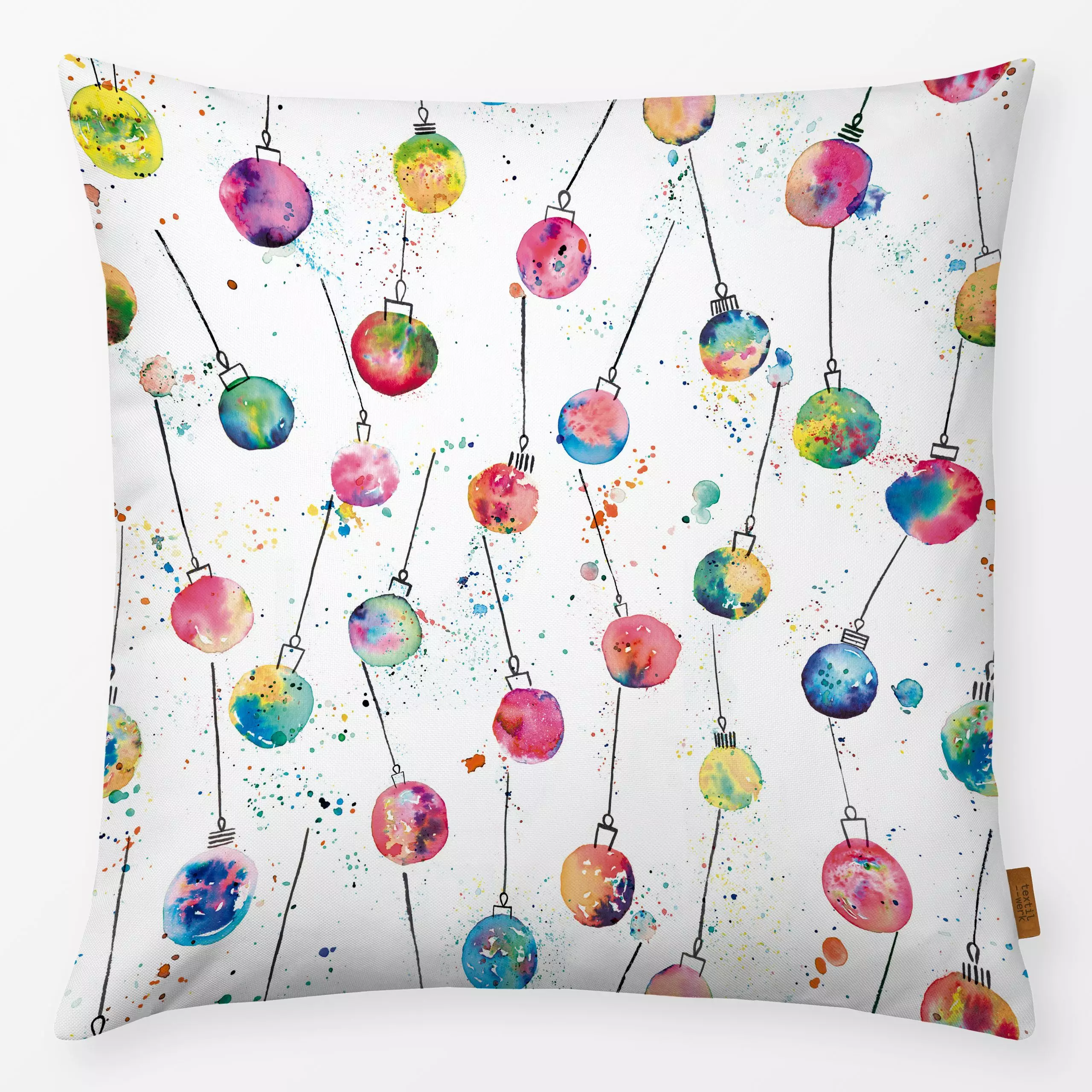 Kissen Christmas Baubles - Weihnachten, Winter, Symbole & Muster - von „Ninola Design "; Cozy, Weihnachtsbaum, Winter, xmas,...