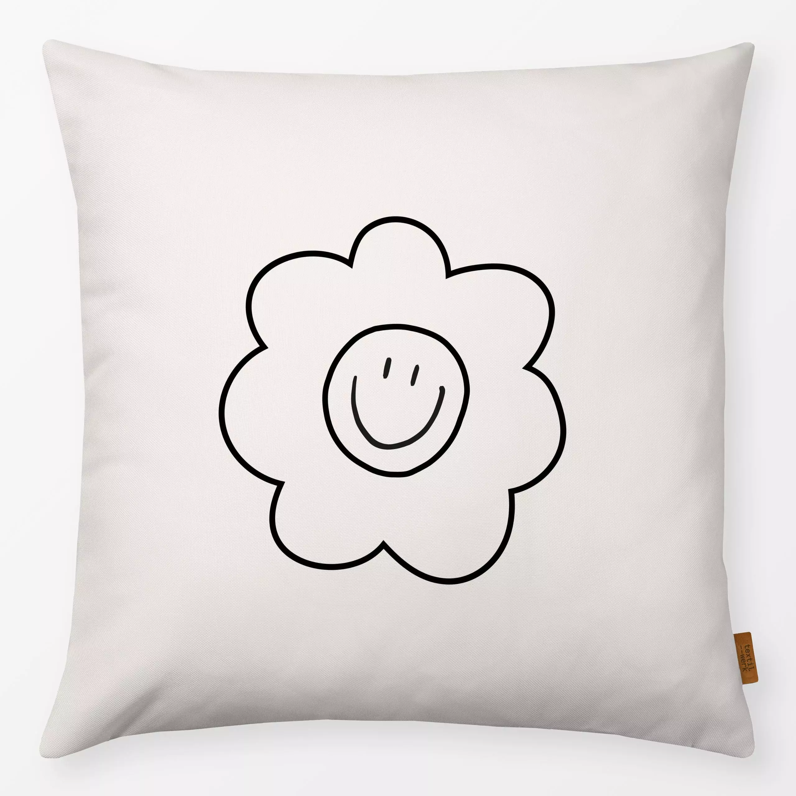Kissen Flower Smile Beige - Blumen & Florales - von „Kruth Design"; Kinderzimmer, geschenkidee, Gartendeko, Smiley, kruthdes...