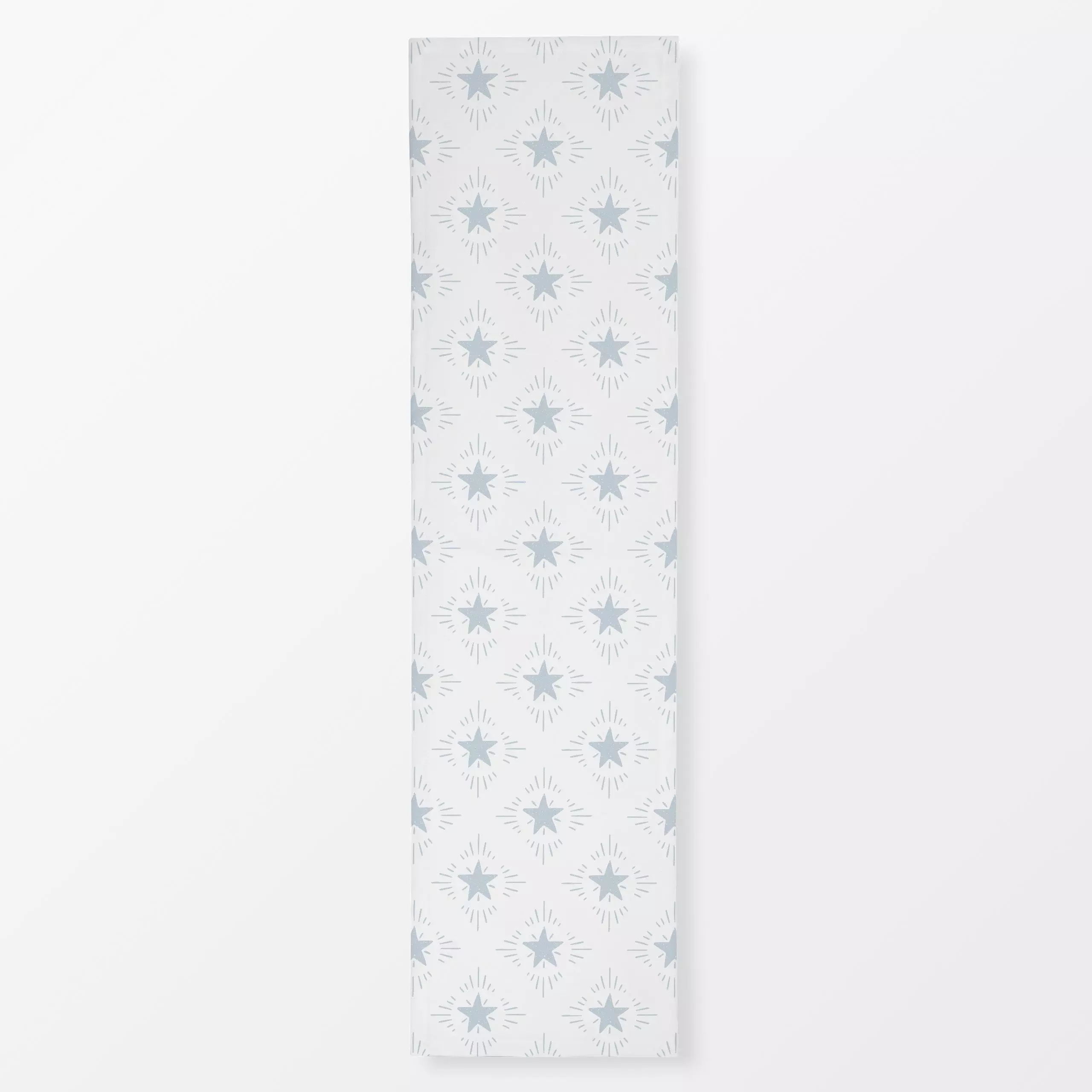 Tischläufer Shining Stars - White - Weihnachten, Winter, Symbole & Muster - von „Barlena"; skandinavisch, Sterne, Weihnachte...