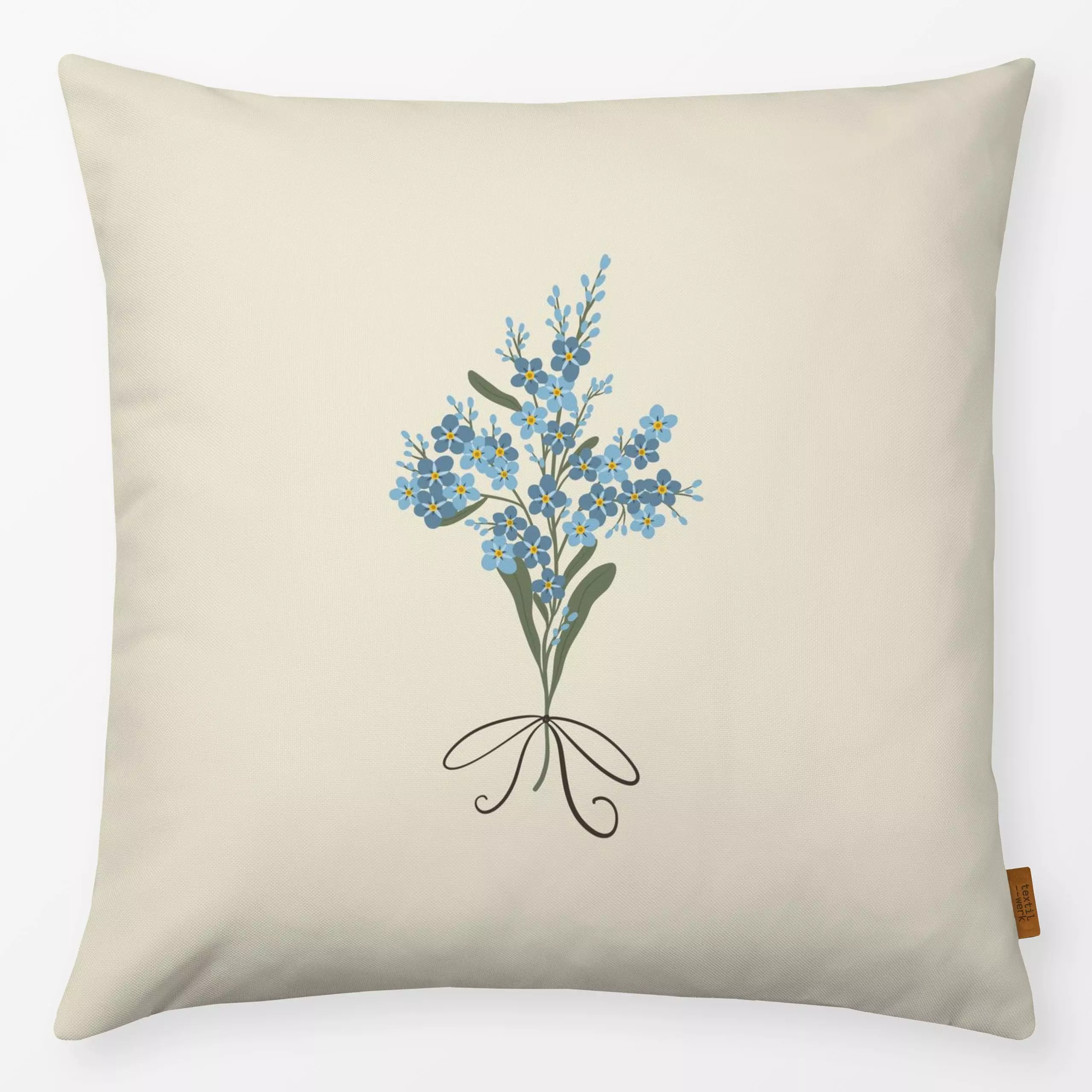 Kissen Vergiss-Mein-Nicht Strauß - Blumen & Florales, Pflanzen & Botanik - von „DEINKI Studio"; Blumen, Wildblumen, Sommer, ...