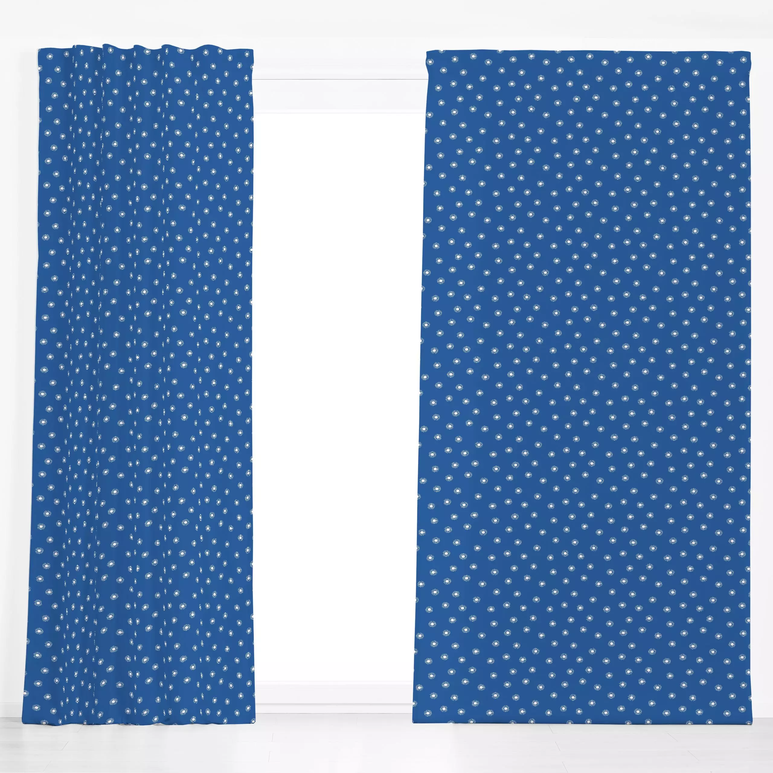 Dekovorhang Sonne Muster Blau - Natur & Landschaft, Sommer, Symbole & Muster - von „Kathrin Woo"; Punkte, Sonne, Sommer, dun...