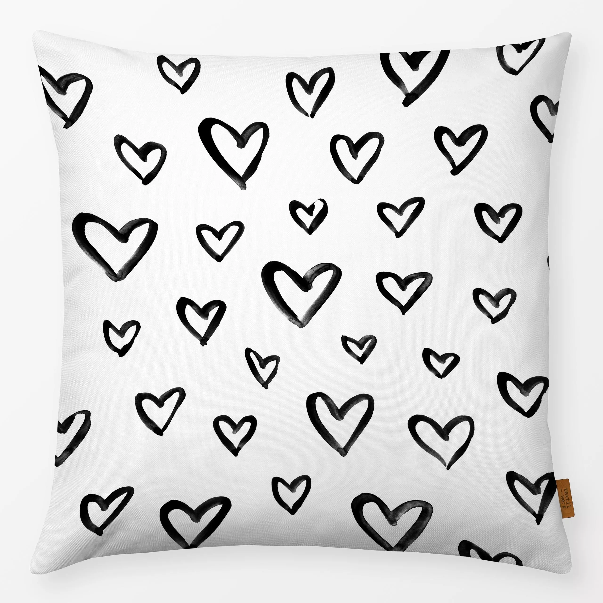 Kissen Herz'l 1 - Liebe, Romantik & Pride - von „Primus Pattern"; Tusche, Love, Herzen, Valentinstag, Liebe, Herz, Heart, He...