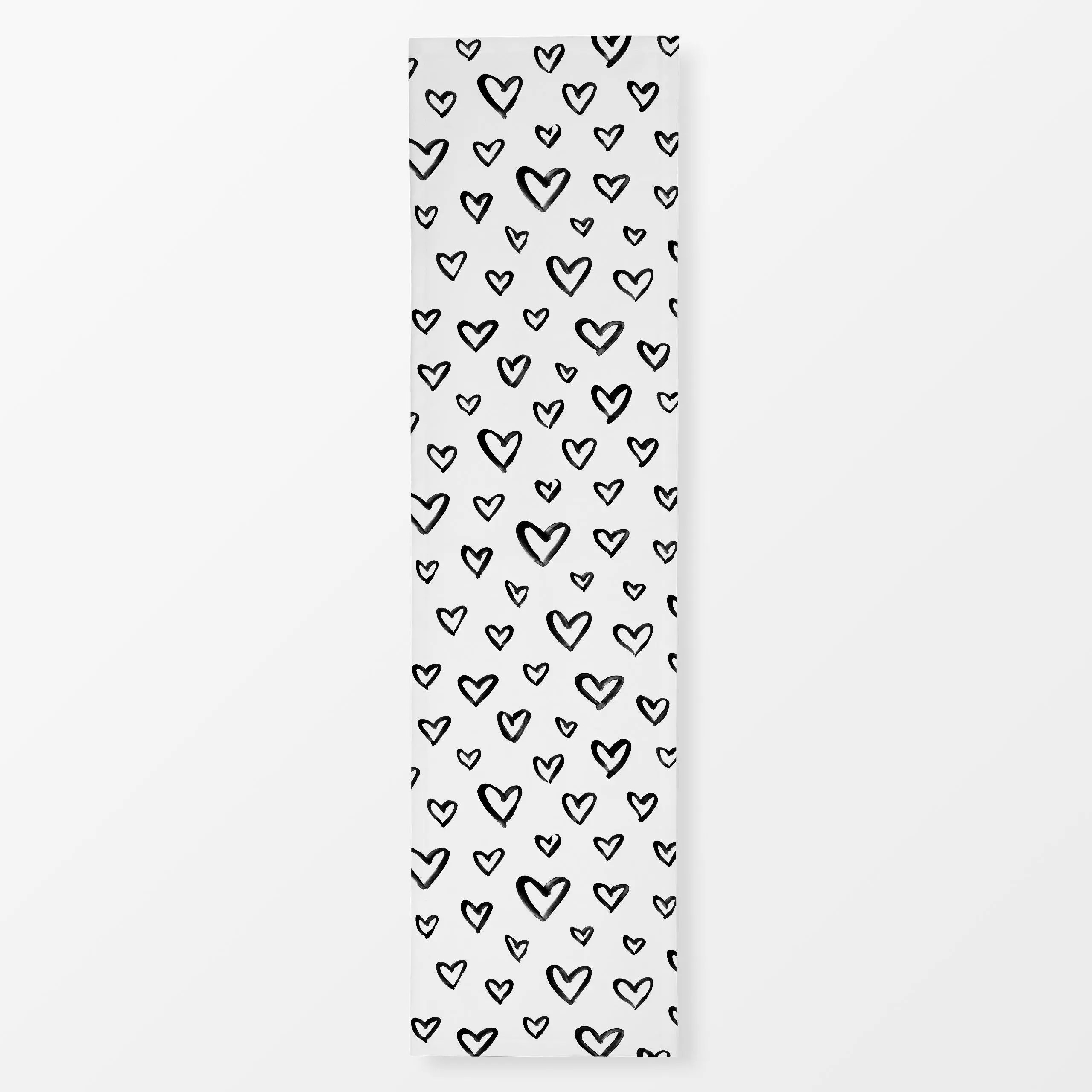 Tischläufer Herz'l 1 - Liebe, Romantik & Pride - von „Primus Pattern"; Tusche, Love, Herzen, Valentinstag, Liebe, Herz, Hear...