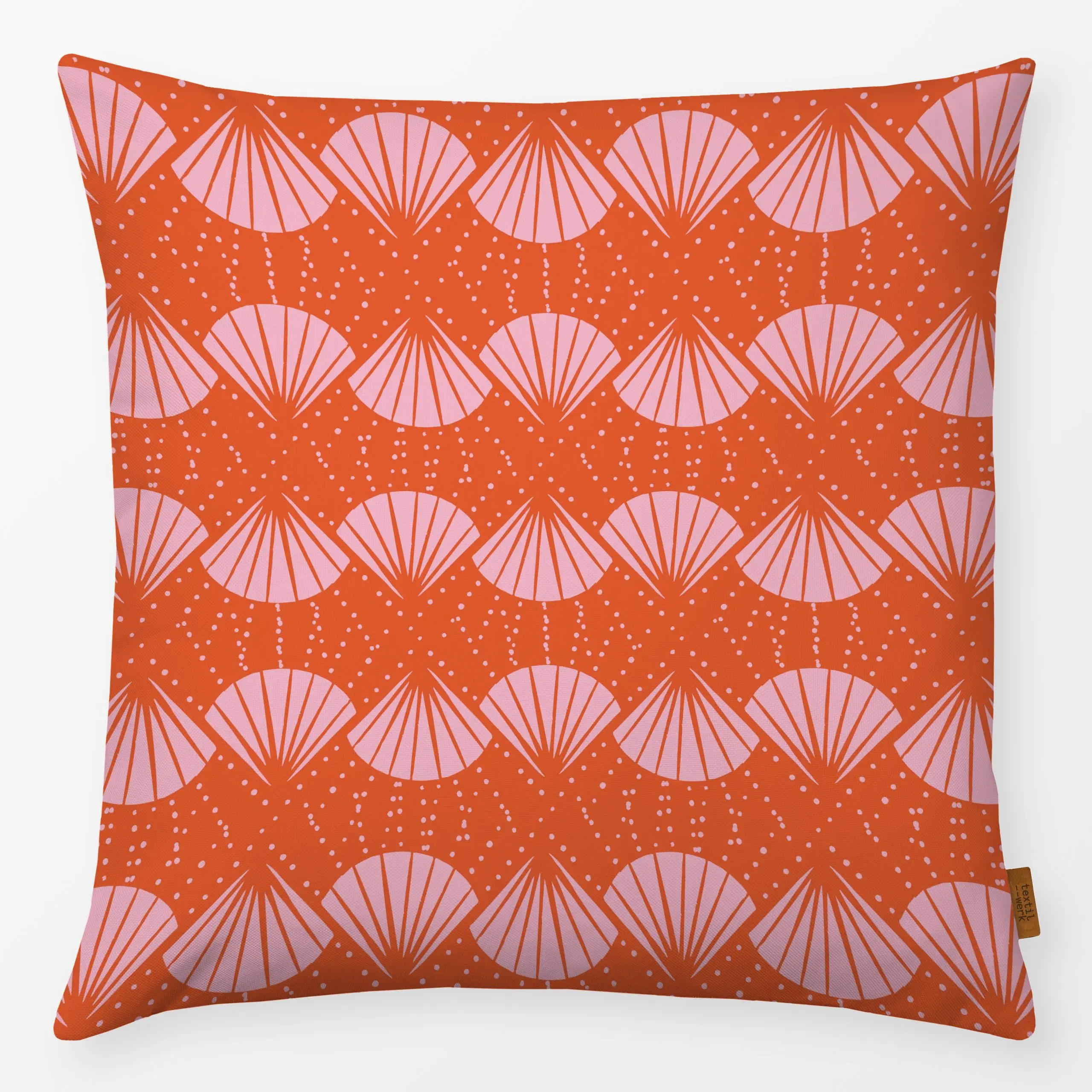 Kissen Abstract Shell allover orange - Sommer, Tiere - von „moDeern Design Studio"; boho, Jungle, Sommer, bunt, dschungel, M...