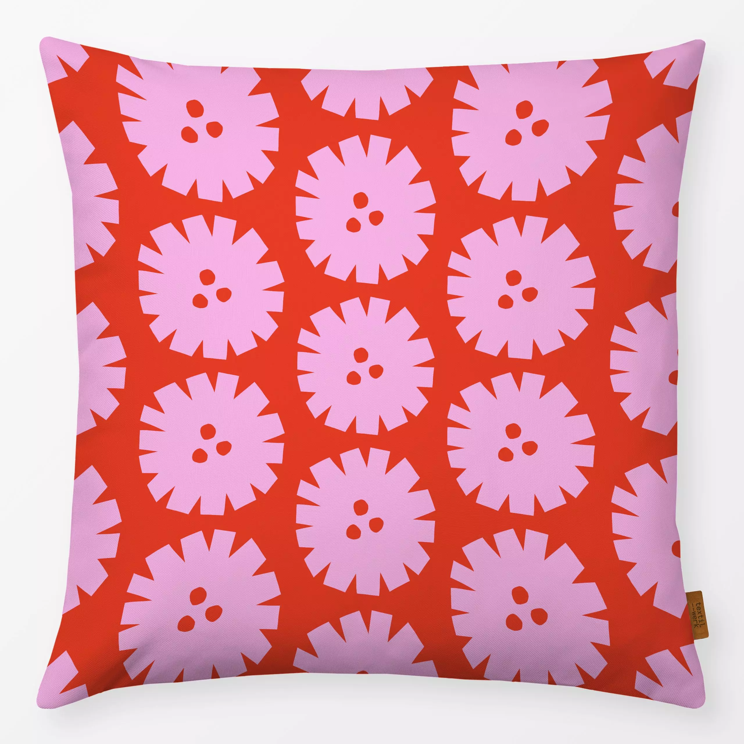 Kissen Circle Flowers Red - Blumen & Florales, Symbole & Muster - von „Lisa Jasmin Bauer"; flowers, Color, colorful, cutouts...