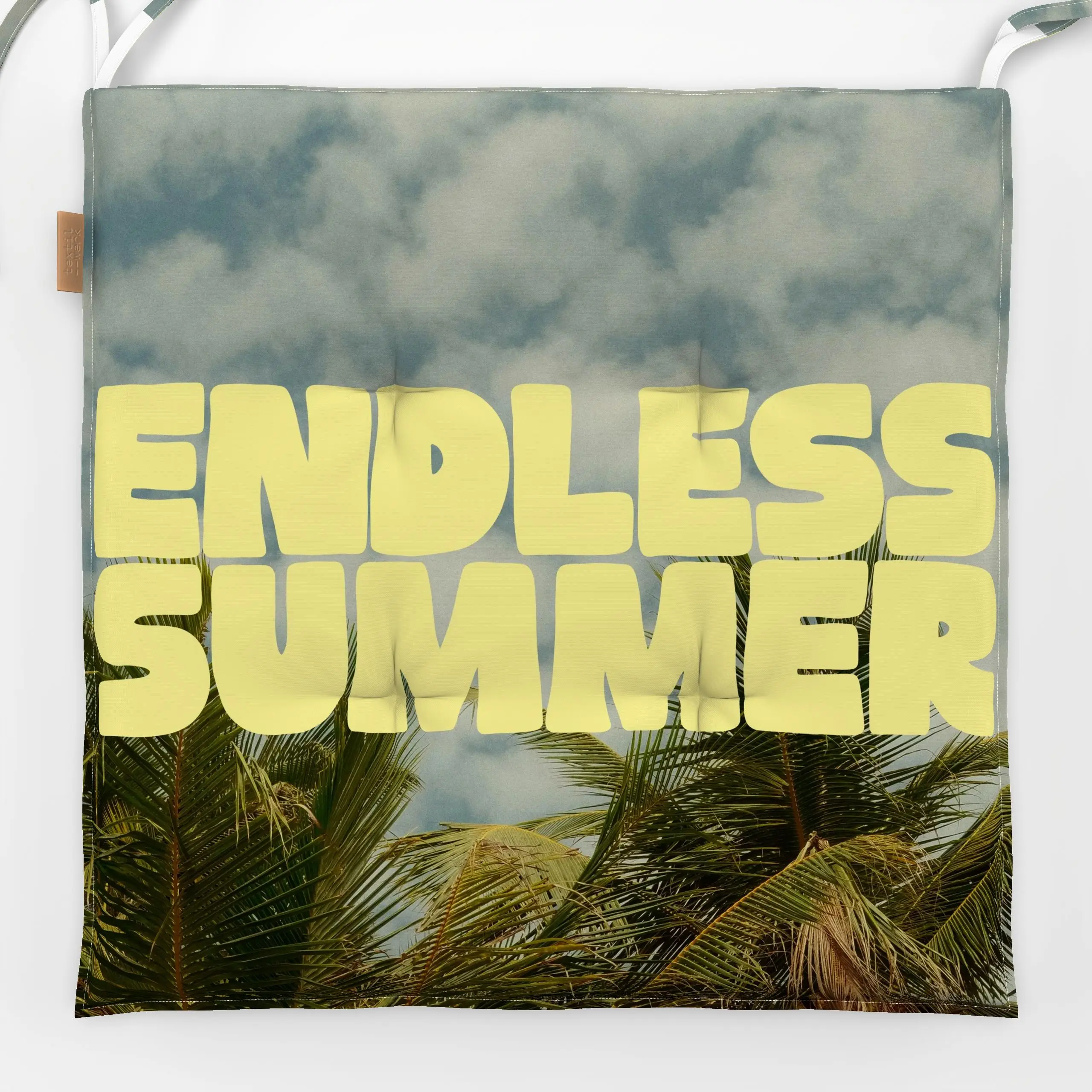 Sitzkissen Endless Summer - Sommer, Sprüche & Schriftzüge, Safari & Dschungel - von „By Anna Sienna"; Palmen, Wolken & Himme...