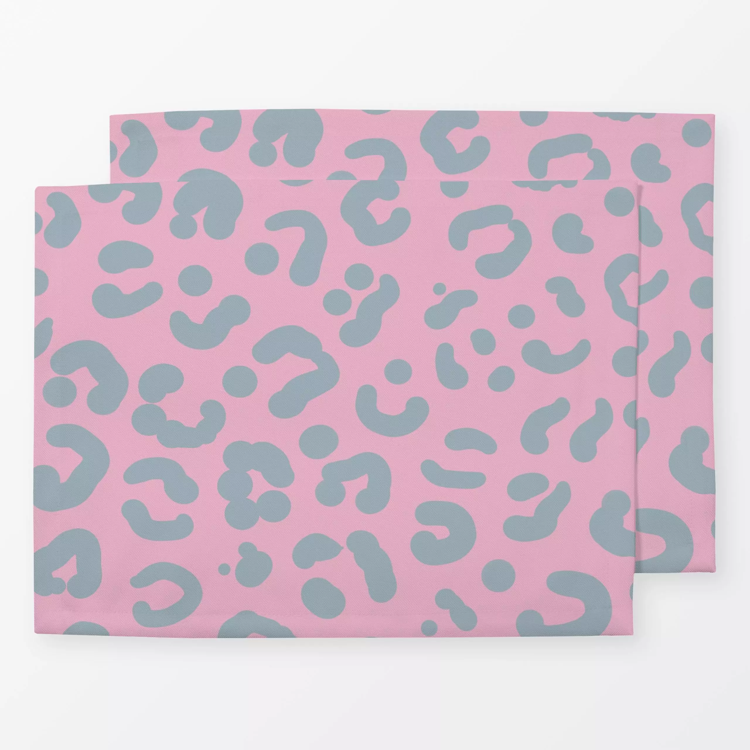 Tischset What you love Leomuster - Tiere, Sprüche & Schriftzüge, Symbole & Muster - von „Julia Reyelt"; Liebe, Leo, Leopard,...