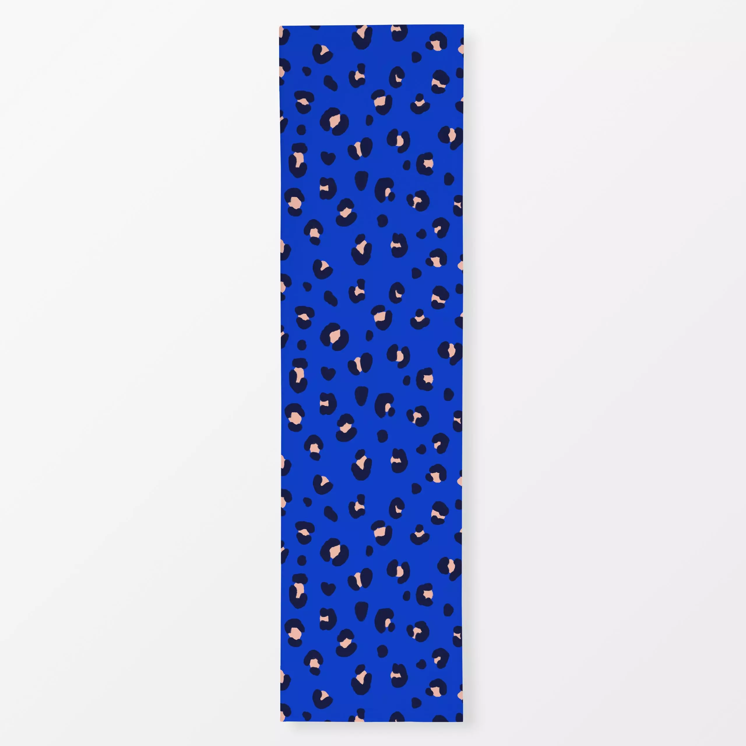 Tischläufer Leoparden Muster blau rosa, Tiere, gemustert, von Maren Gross