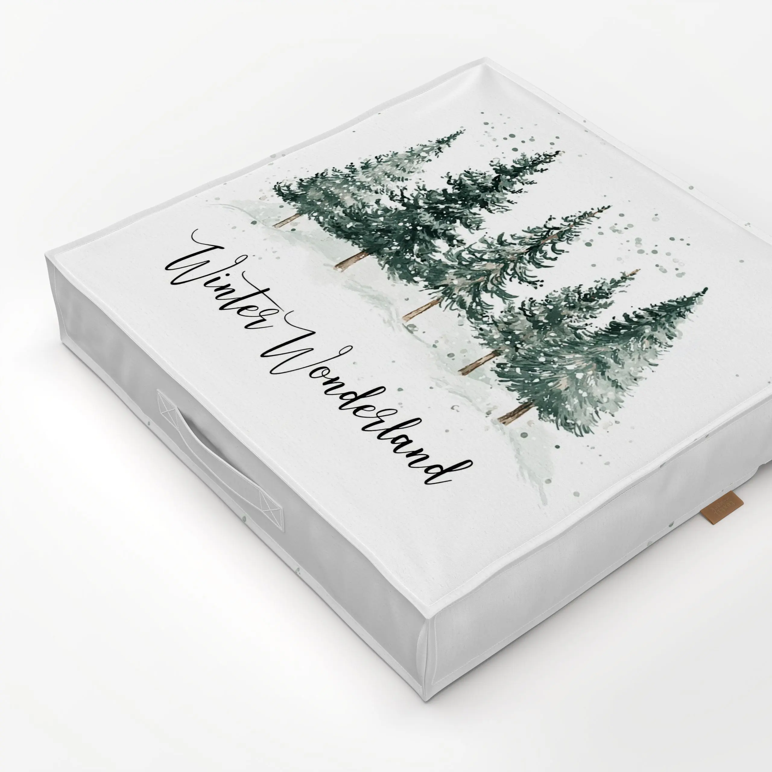 Bodenkissen Winter Wonderland Wald - Weihnachten, Winter - von „Uta Naumann"; Wald, Weihnachten, Winter, Schnee, Winterwald,...