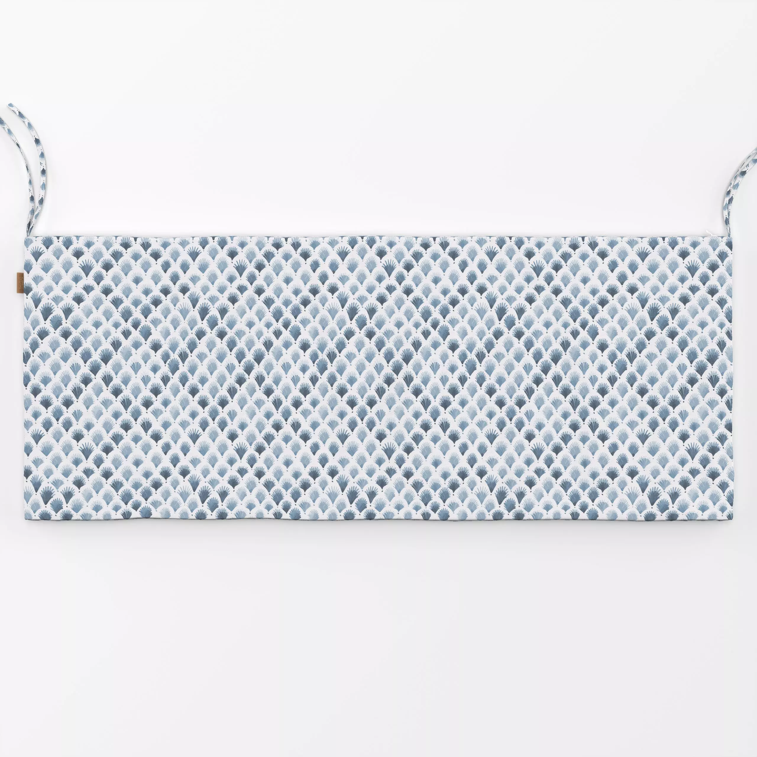 Bankauflage Cottage Scallop Raute Blue - Symbole & Muster - von „Bloomery Decor"; Aquarell, palmenblatt, landhaus, Raute, Fa...