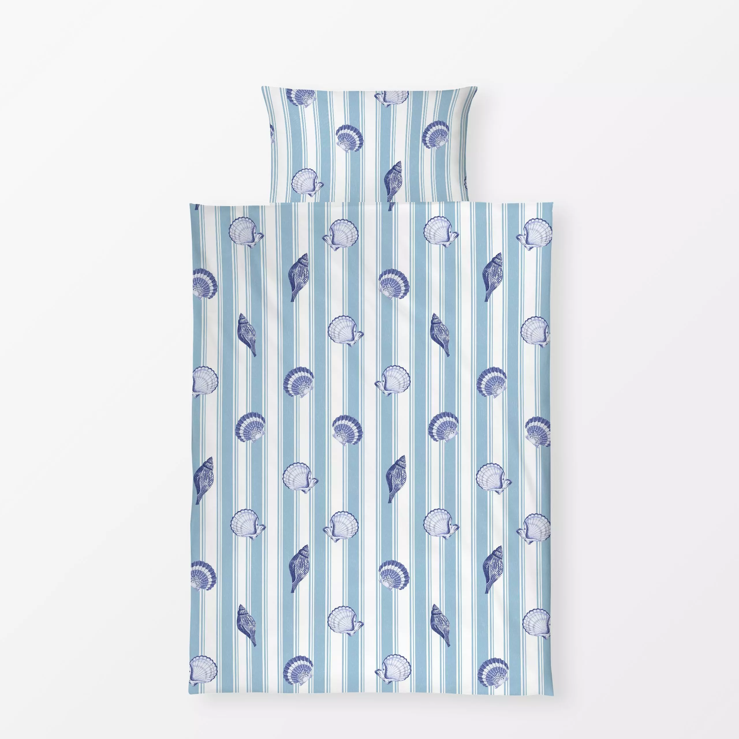 Bettwäsche Preppy stripes and shells I - Sommer, Tiere, Symbole & Muster - von „Bloomery Decor"; Meer, Muscheln, coastal, st...