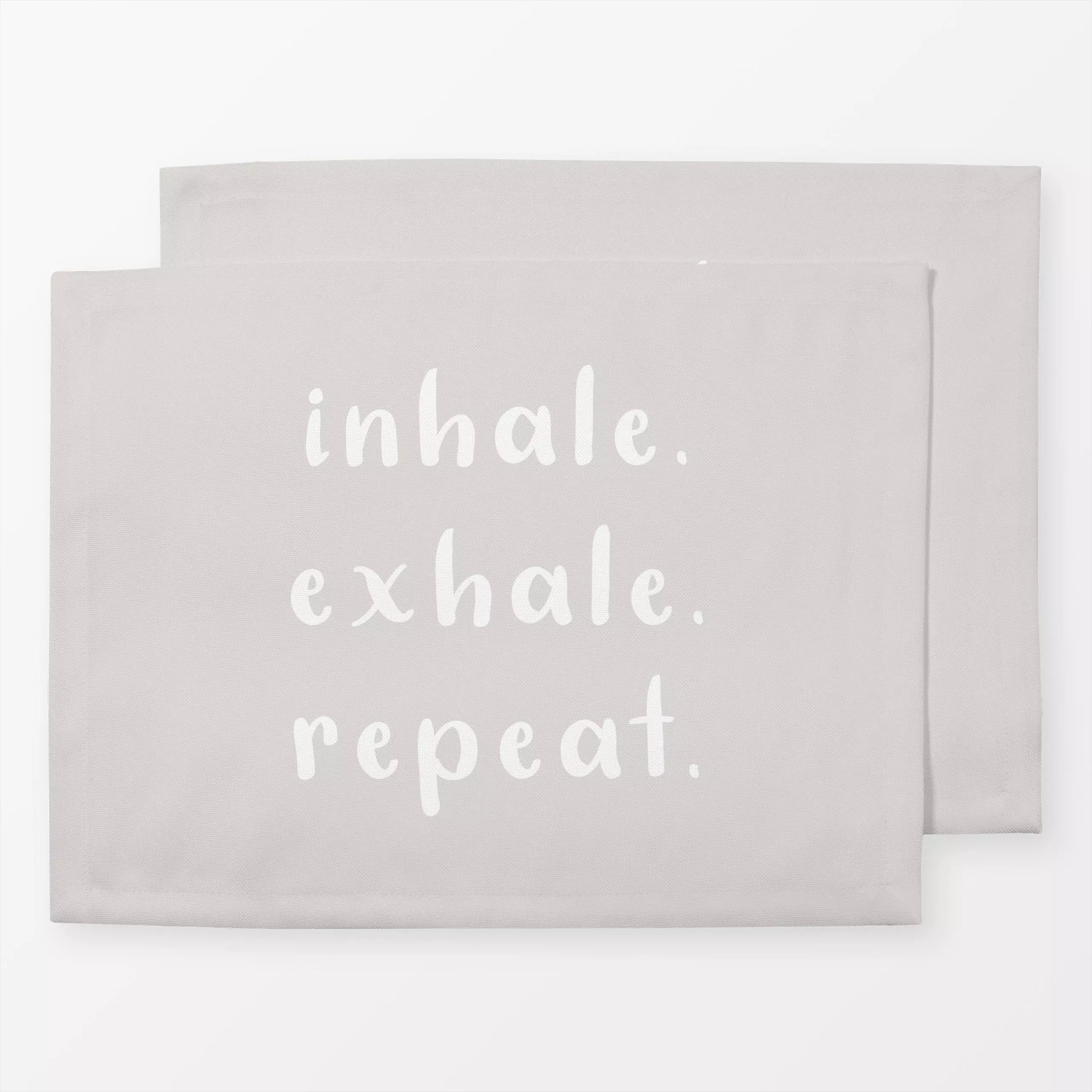 Tischset Inhale Exhale Repeat beige, Spruch, von Karen Menzenbach