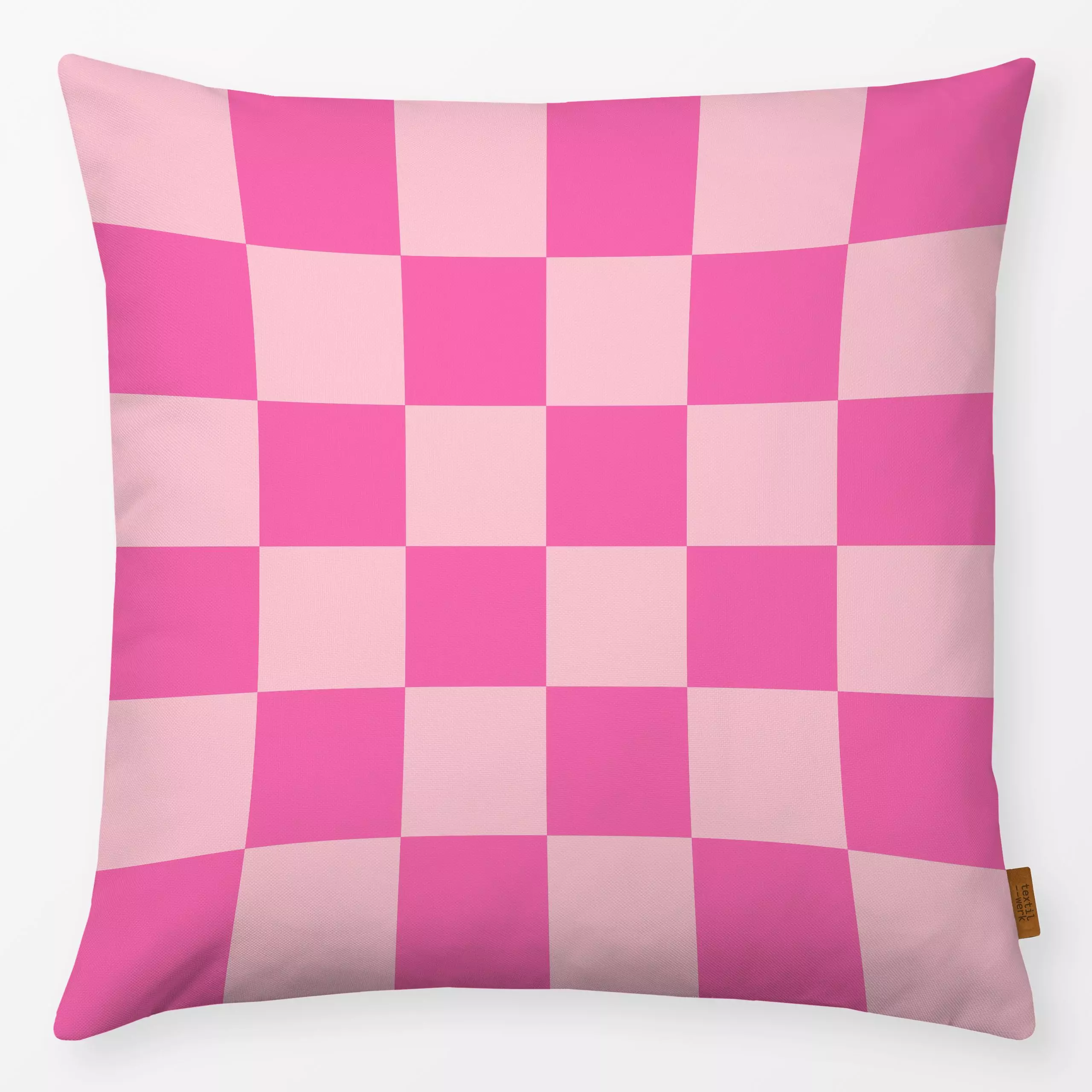 Kissen Pink & Rosa Karos - Symbole & Muster - von „Lisa Jasmin Bauer"; skandinavisch, Karo, pink, Karos, farbenfroh, bold, p...