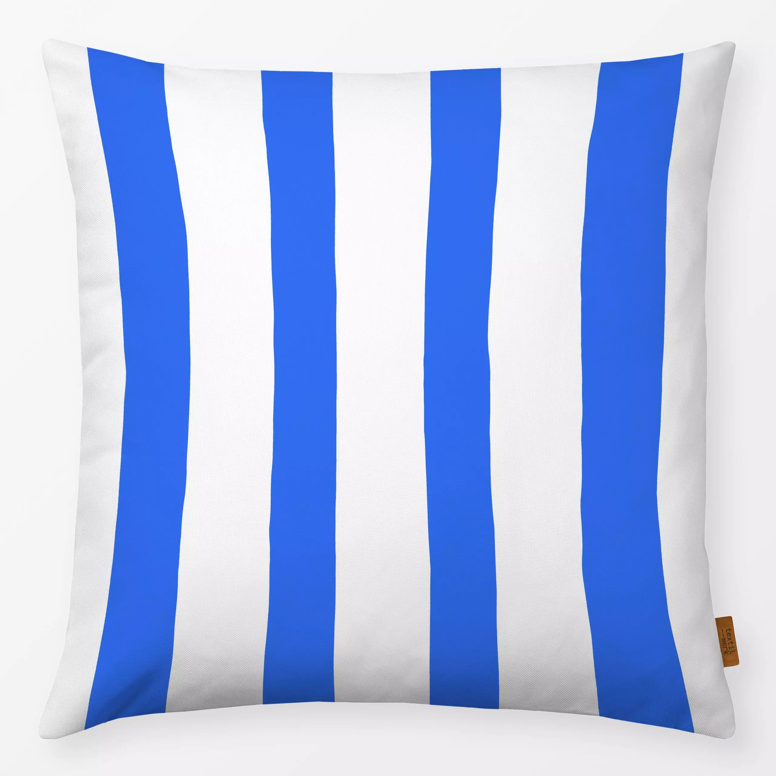 Kissen Markise blau weiß - Sommer, Symbole & Muster - von „Julia Schumacher"; Streifen, maritim, vertikal, Streifenmuster, g...