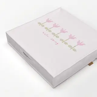 Bodenkissen hello spring Kreuzstich Blumen