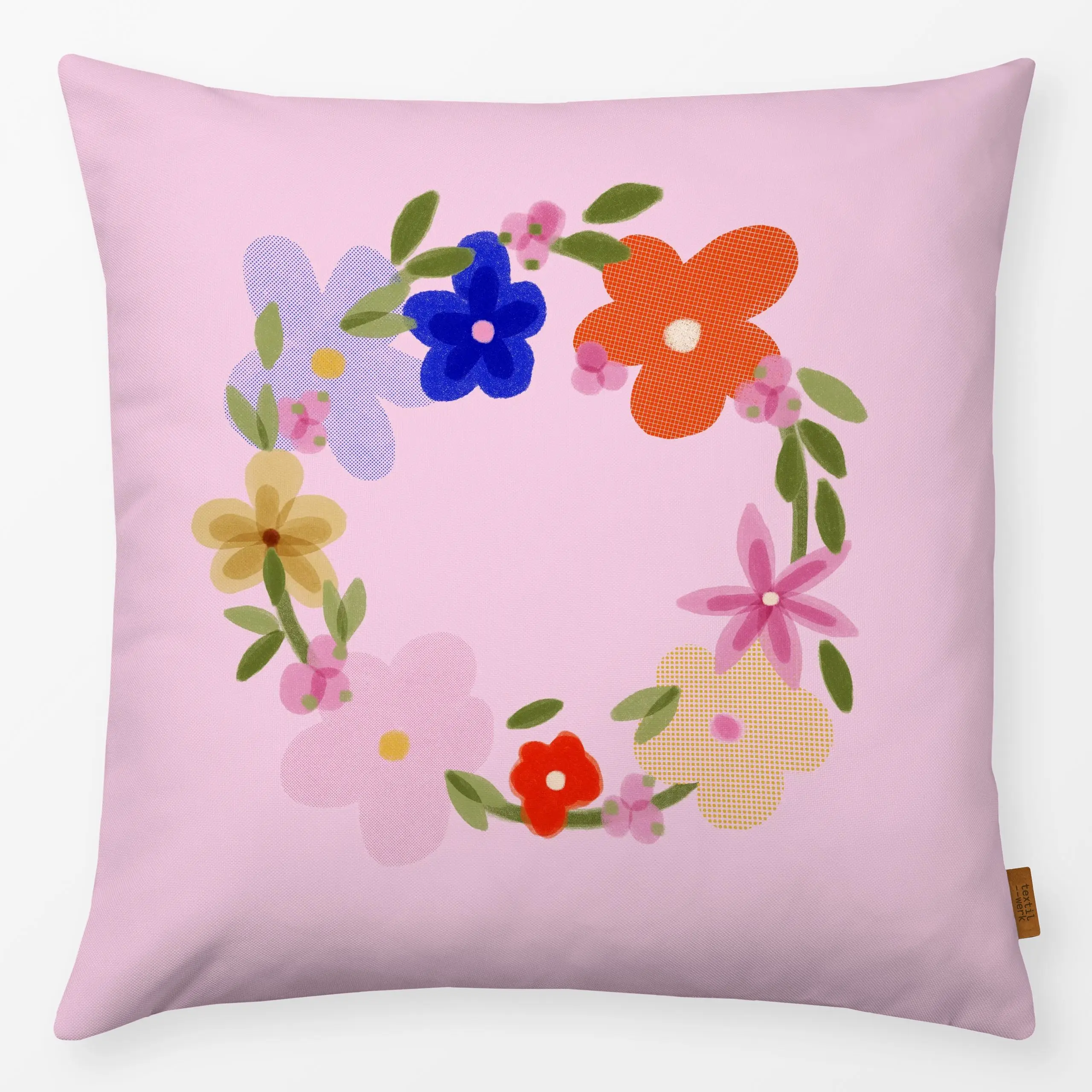 Kissen Blumenkranz Pink - Blumen & Florales, Frühling, Ostern - von „Sophie Augustin Illustration"; Blumen, Wildblumen, Oste...
